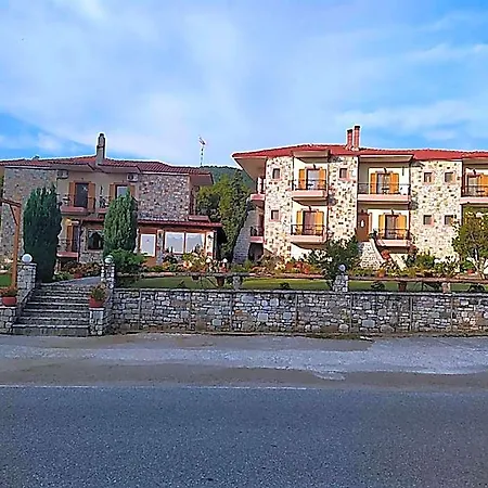 Orama - Serene Plastira Retreat With Stunning Views Hotel Neochori (Karditsa)